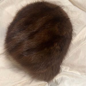 SOLD — J Eugene Trefz Furs Paris Mink Fur Hat Beret